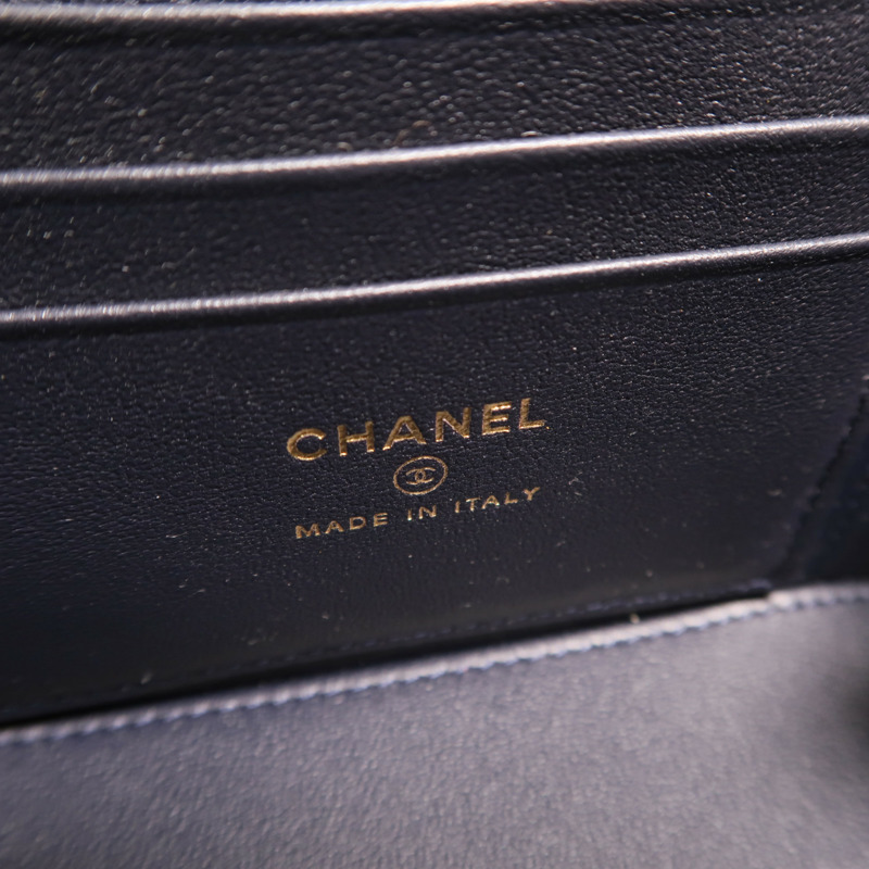 CHANEL 羊毛Vanity Case金扣肩背袋-5