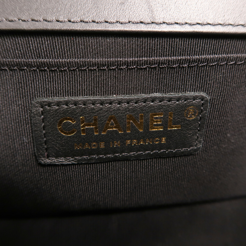 CHANEL 牛皮皮革Boy 20金扣鏈帶肩背袋-5