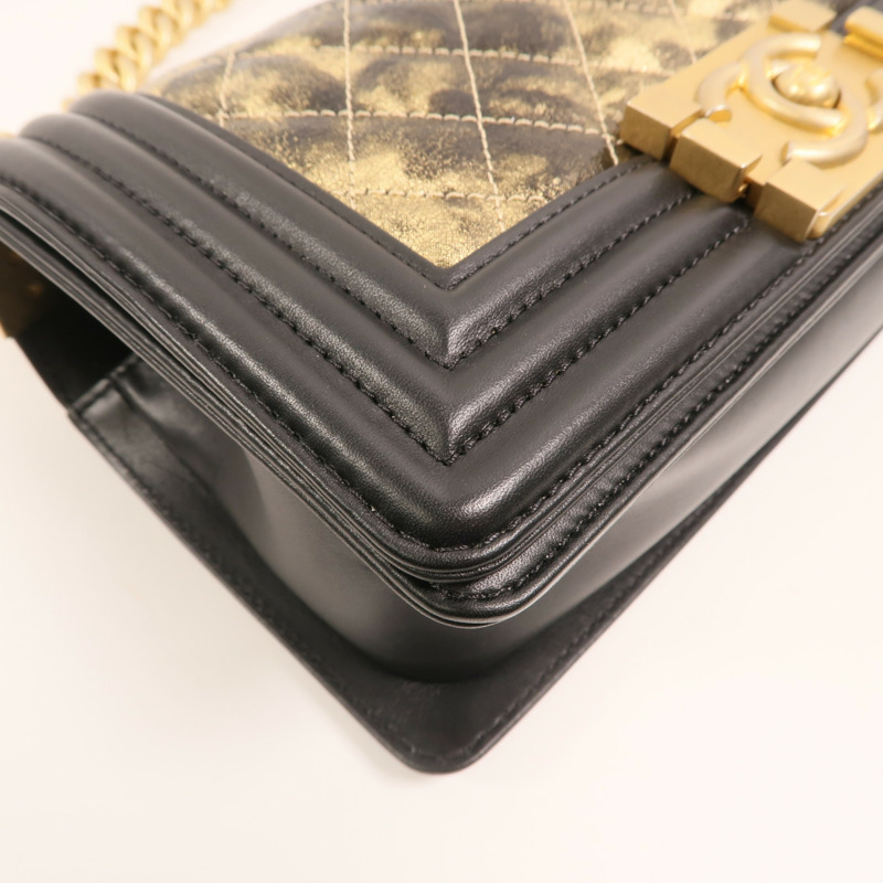 CHANEL 牛皮皮革Boy 20金扣鏈帶肩背袋-11