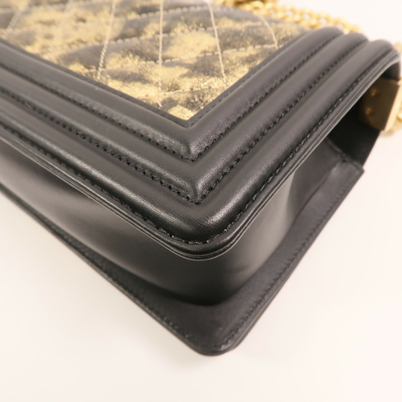 CHANEL 牛皮皮革Boy 20金扣鏈帶肩背袋-12