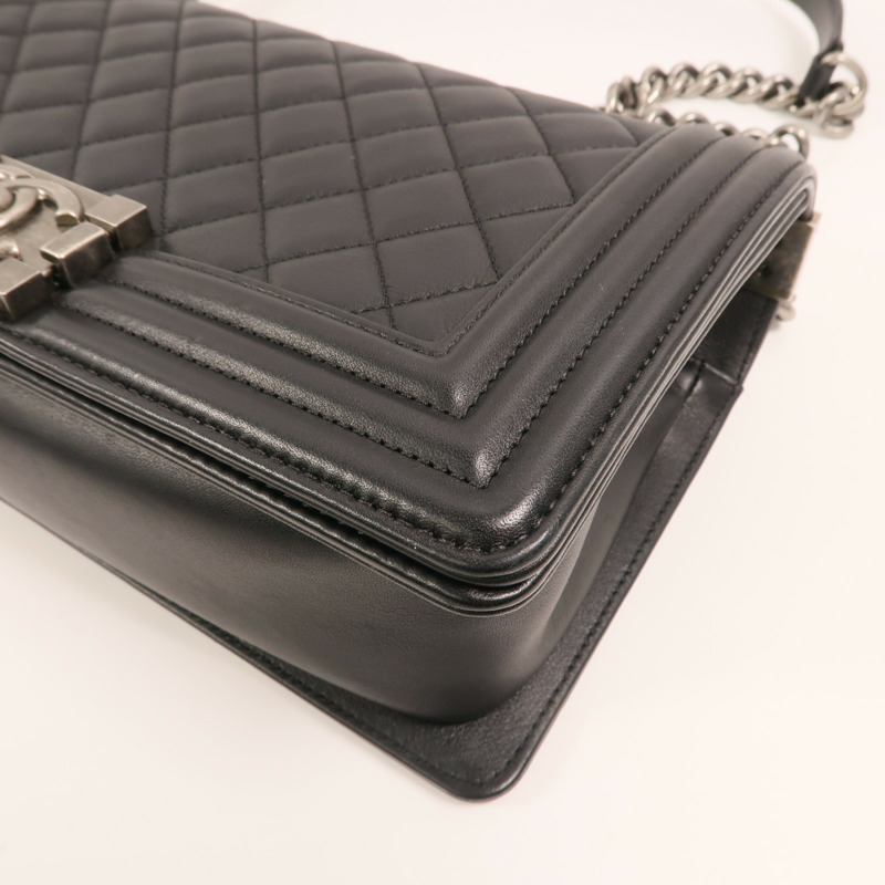 CHANEL 牛皮皮革Boy 25鏈帶肩背袋-10