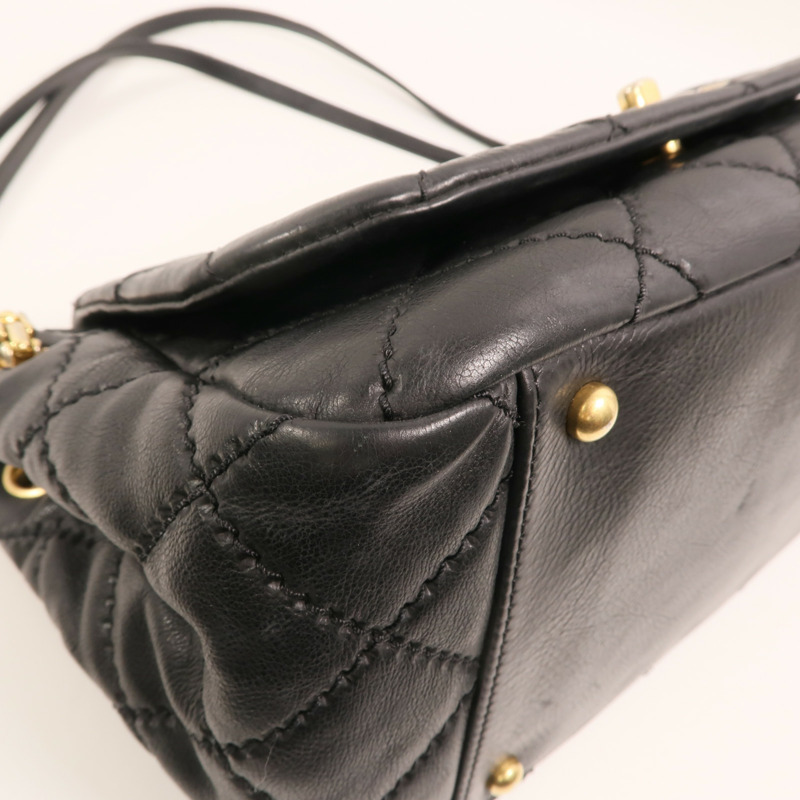 CHANEL 牛皮皮革Chain Shoulder金扣肩背袋-9