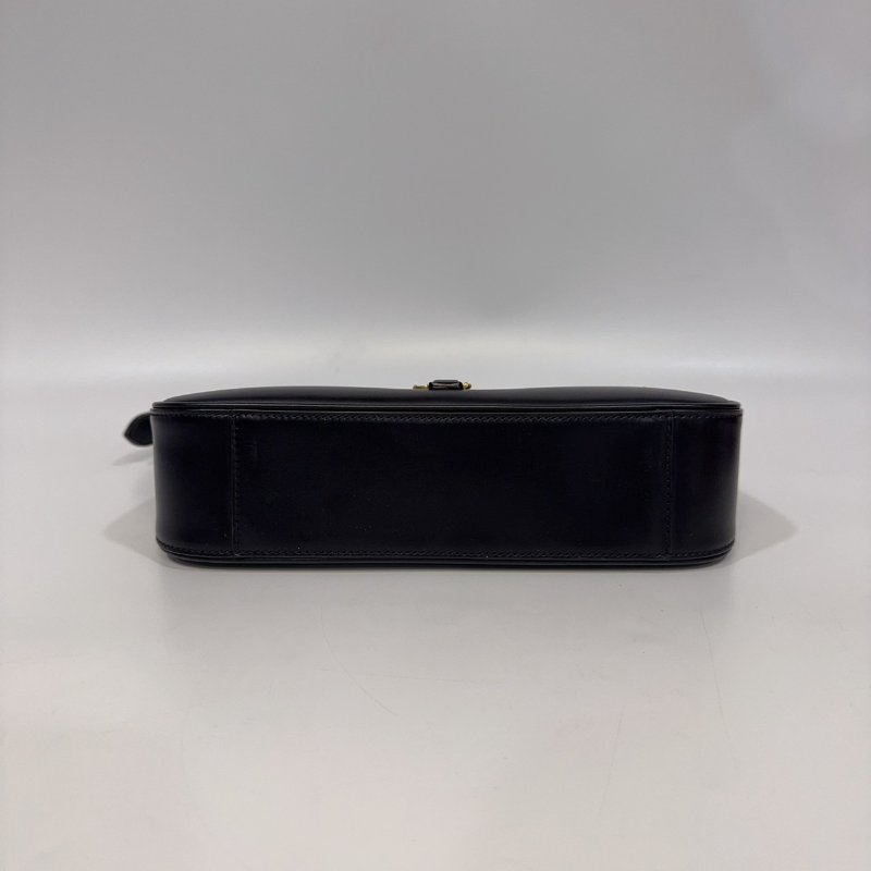 YSL黑色牛皮金釦LE5a7腋下肩背包-7