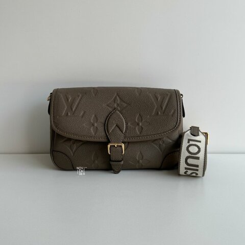 閒置新🫰🏻 全配有購證🙌🏻 Louis Vuitton LV 路易威登 Diane Smoke色 煙燻色