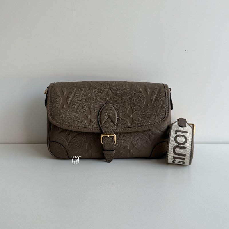 閒置新🫰🏻 全配有購證🙌🏻 Louis Vuitton LV 路易威登 Diane Smoke色 煙燻色-0