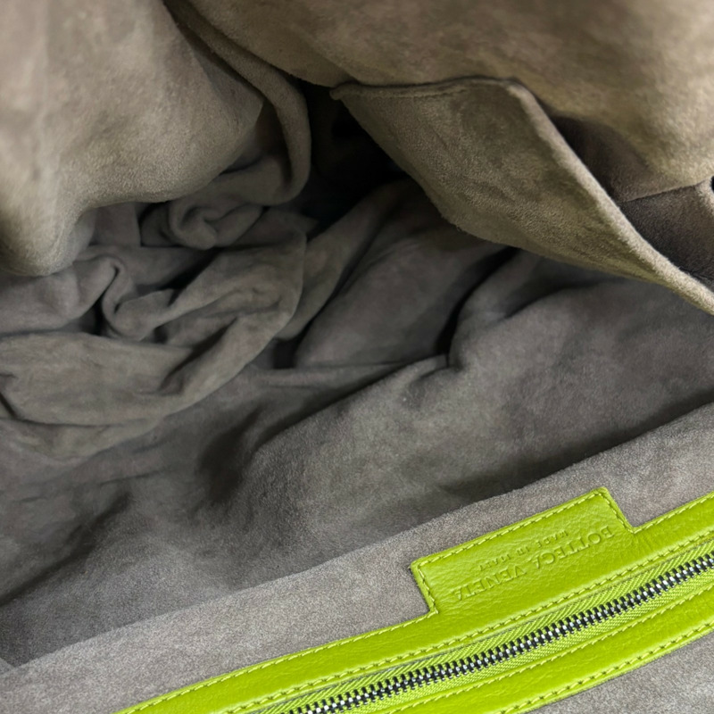 黃綠色 編織 羊皮 波士頓包 肩背包【BOTTEGA VENETA BV 寶緹嘉】 246128-4