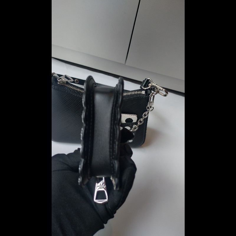 LV 黑底白點點EPI草間彌生限定兩用小包-14