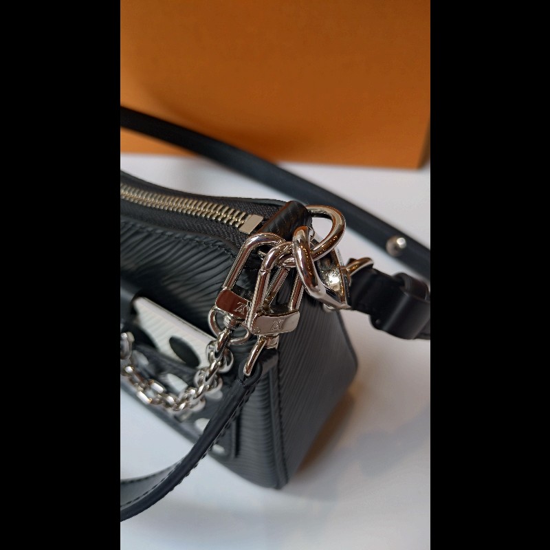LV 黑底白點點EPI草間彌生限定兩用小包-25