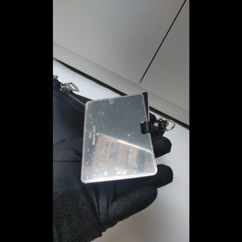 LV 黑底白點點EPI草間彌生限定兩用小包-28