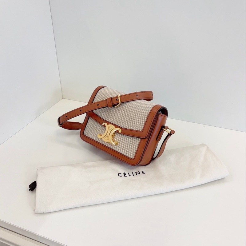 ✨Celine 凱旋門 帆布焦糖色金扣 郵差包 99新 高貴溫柔的配色🍁-7
