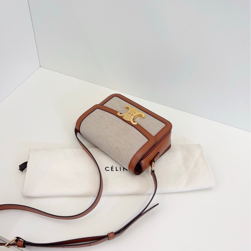 ✨Celine 凱旋門 帆布焦糖色金扣 郵差包 99新 高貴溫柔的配色🍁-8