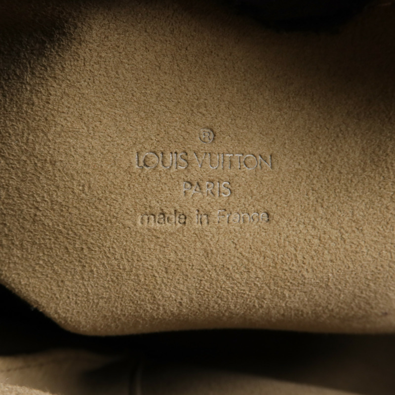 LOUIS VUITTON Monogram Multicolore Priscilla金扣手挽袋-14