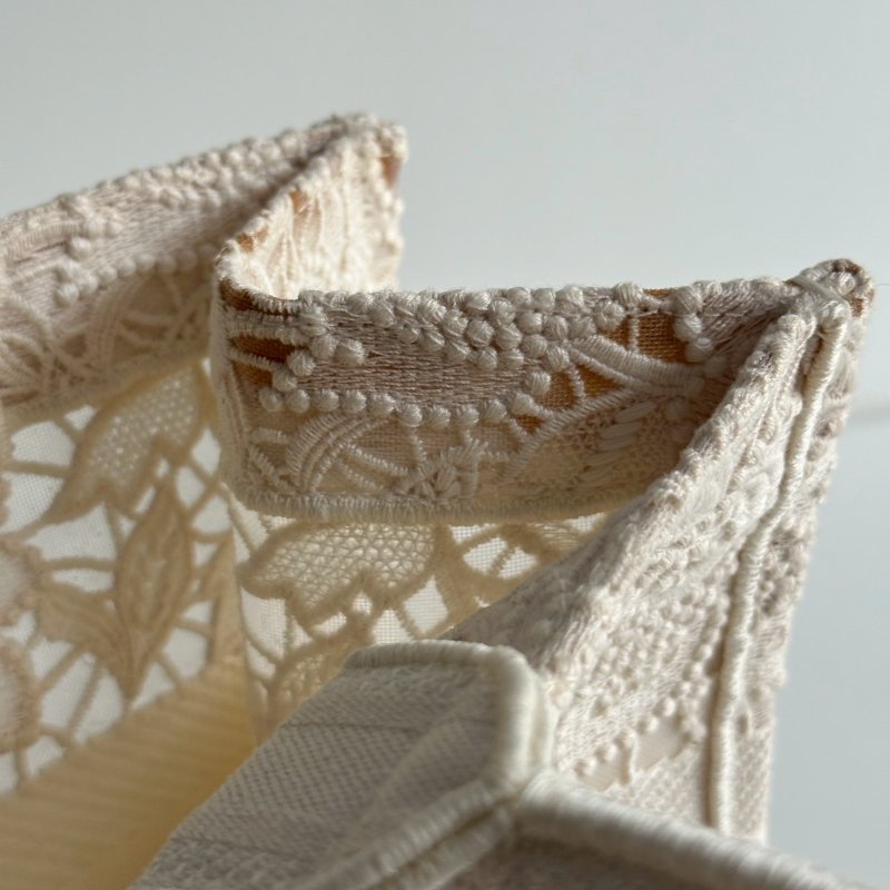 98新🤍 Dior 迪奧 Book Tote 中型托特包 黑字白色蕾絲-15