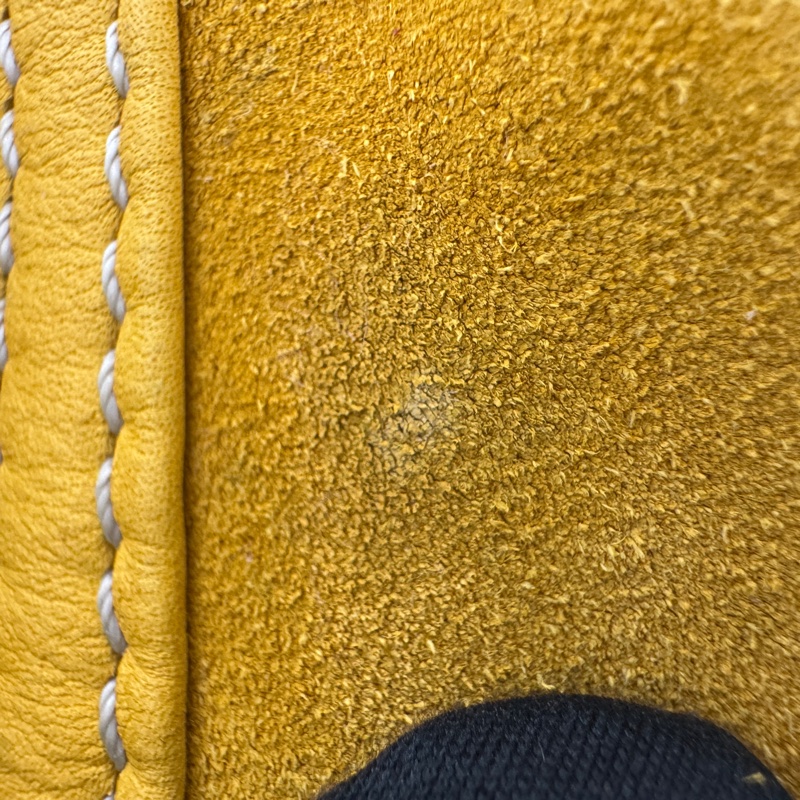 Loewe 黃色絨面革 (Suede) 手提包-21