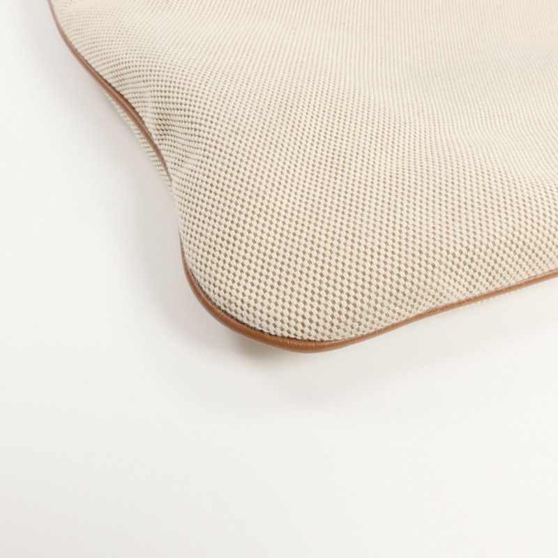 Miu Miu 帆布Ivy金扣手挽袋-11