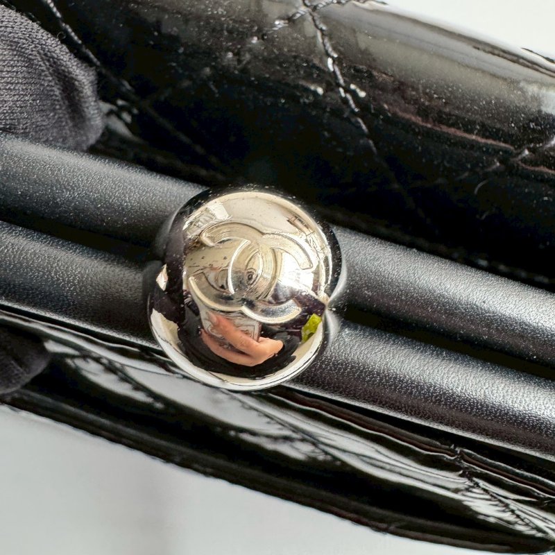 😍上身超美DER Chanel 漆皮銀鏈百搭雙肩包-13