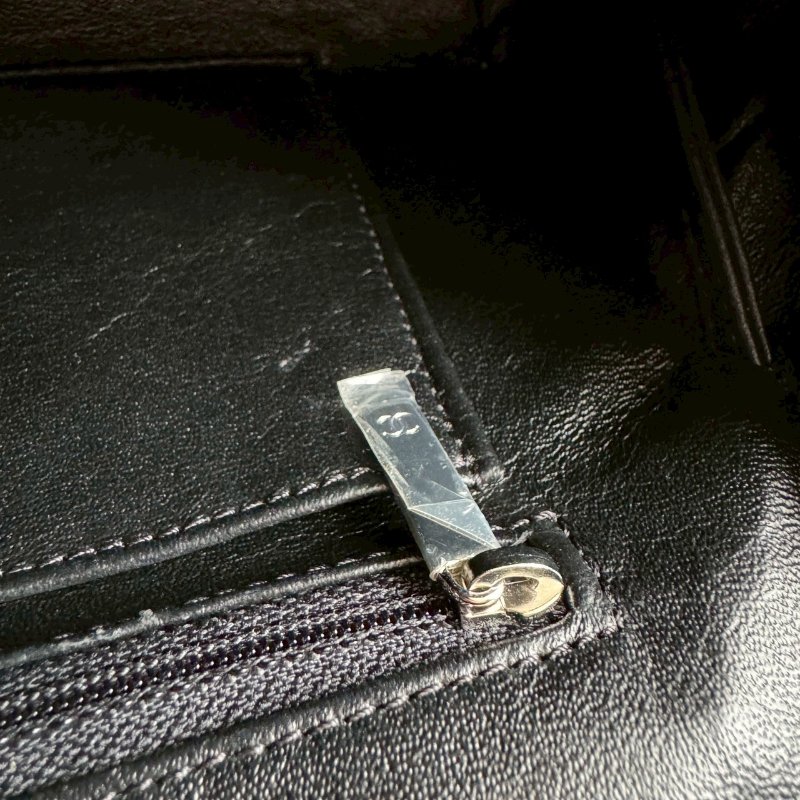 😍上身超美DER Chanel 漆皮銀鏈百搭雙肩包-16