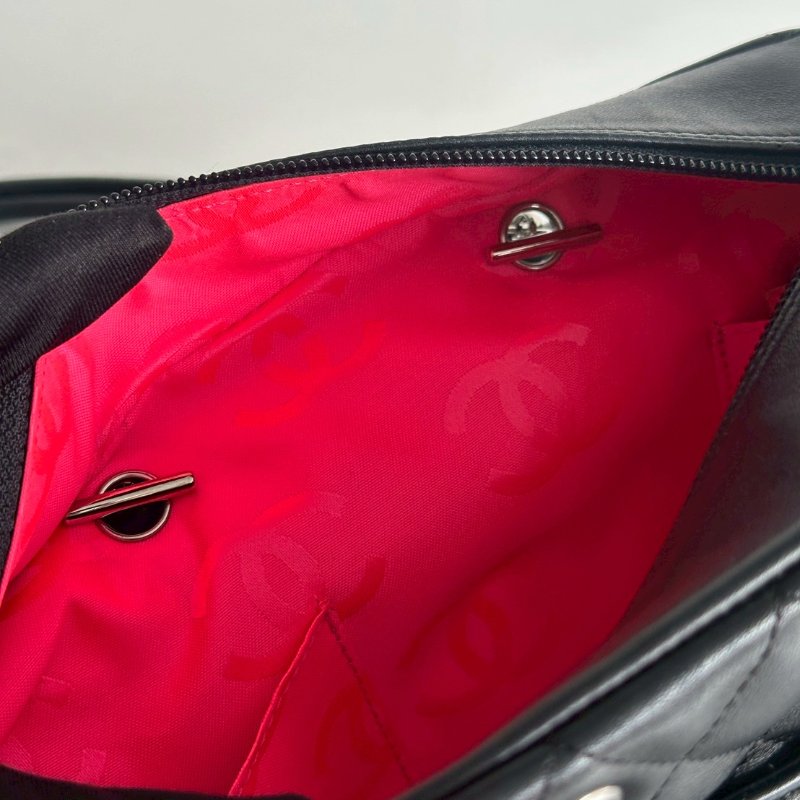 98新✨ 保卡款 Chanel 香奈兒 康朋熊貓機車包-8