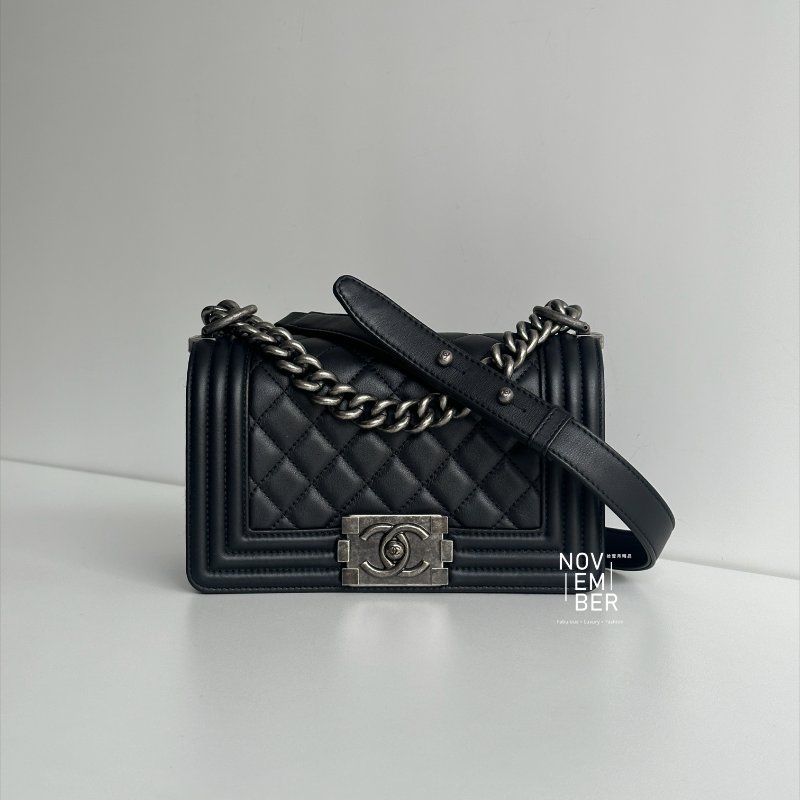 98新✨ 全配有購證🙌🏻 保卡款 Chanel 香奈兒 Le Boy 20 黑銀-0