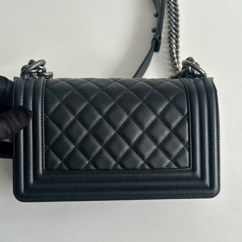 98新✨ 全配有購證🙌🏻 保卡款 Chanel 香奈兒 Le Boy 20 黑銀-8