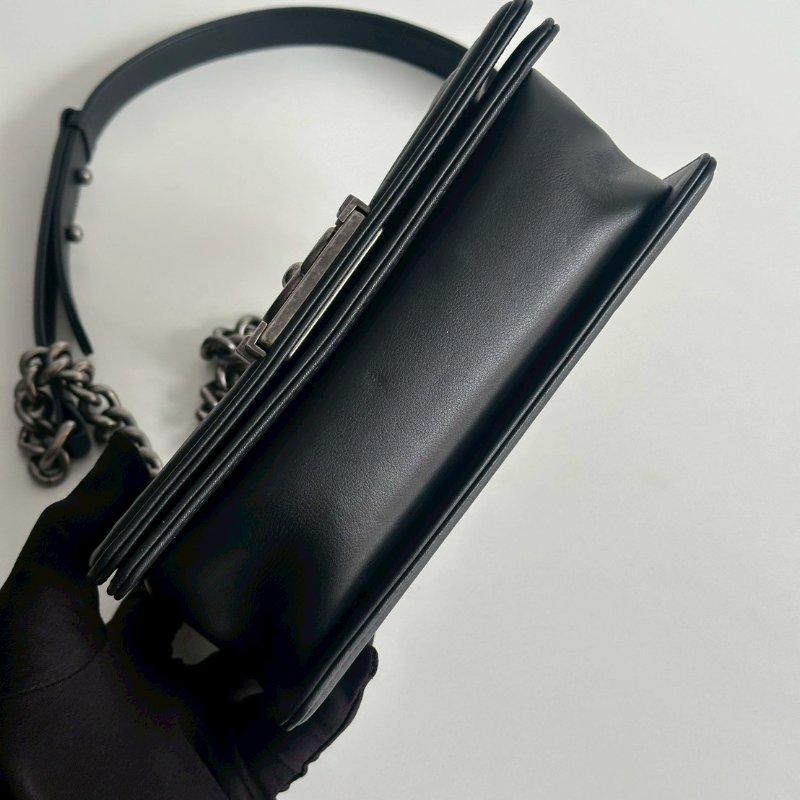 98新✨ 全配有購證🙌🏻 保卡款 Chanel 香奈兒 Le Boy 20 黑銀-13