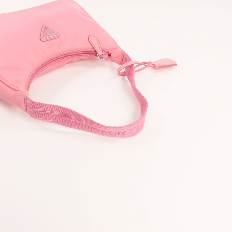 PRADA 尼龍Re-Edition 2000銀扣手挽袋-4