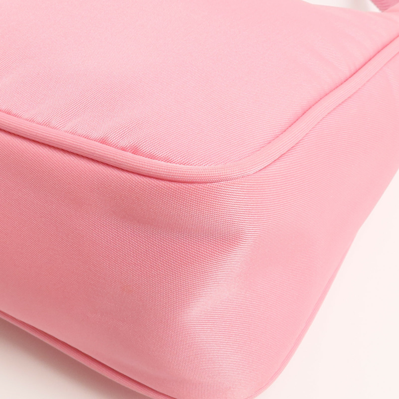 PRADA 尼龍Re-Edition 2000銀扣手挽袋-5