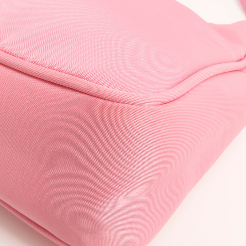 PRADA 尼龍Re-Edition 2000銀扣手挽袋-7