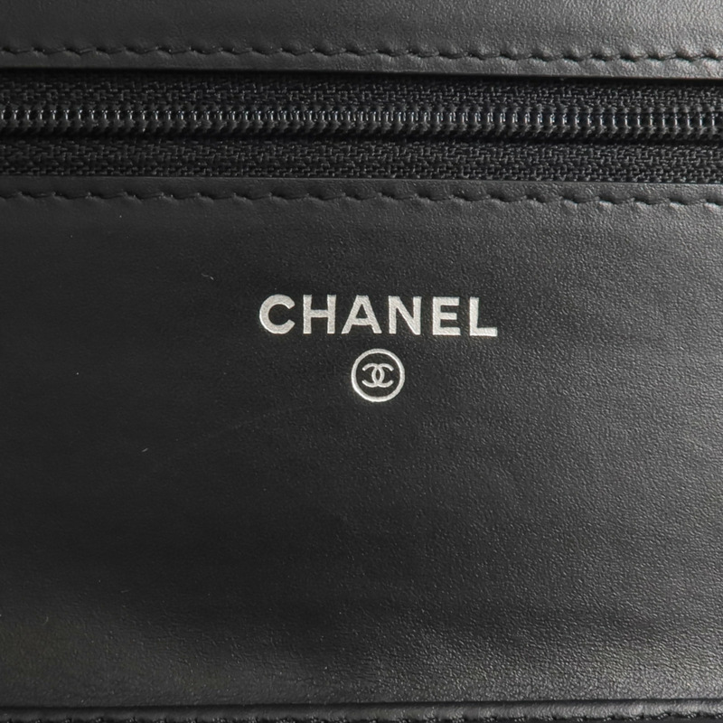 CHANEL 漆皮皮革Wallet On Chain銀扣鏈帶肩背袋-11