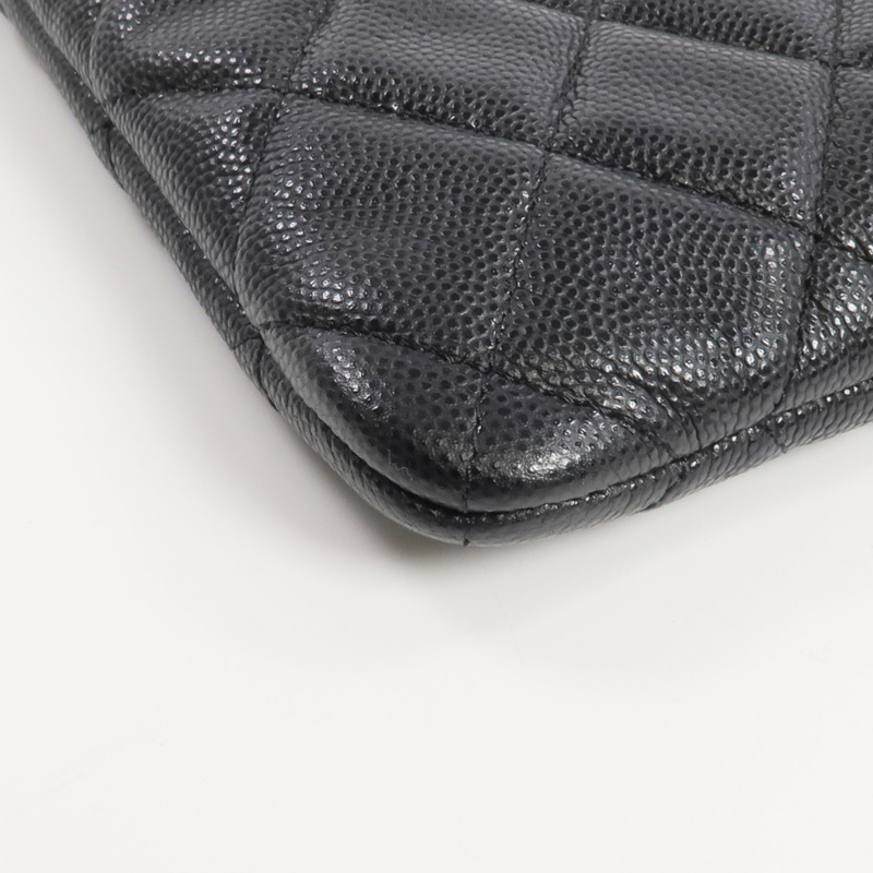 CHANEL 牛皮皮革Pouch銀扣手拿包-13