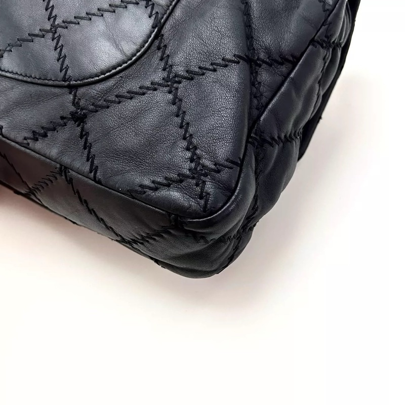 CHANEL 外縫機場包 黑色牛皮 尺寸34*18*5-6