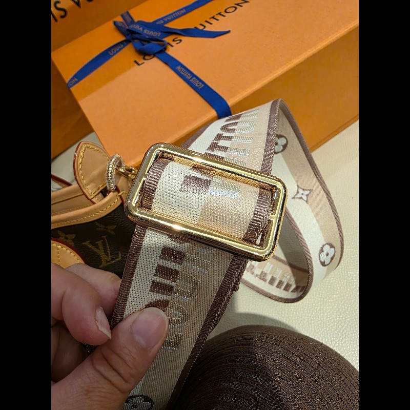 Louis Vuitton Neverfull BB 迷你托特包 日本購證熱門小尺寸可手提+斜背-42