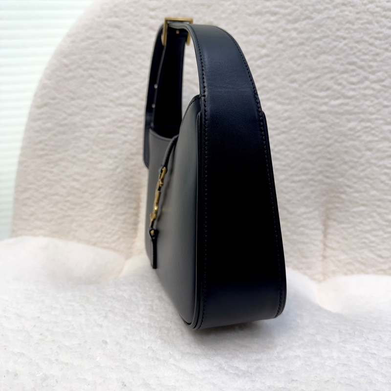 SaintLaurent YSL黑色牛皮LE5à7肩背包金釦腋下包經典logo款-6