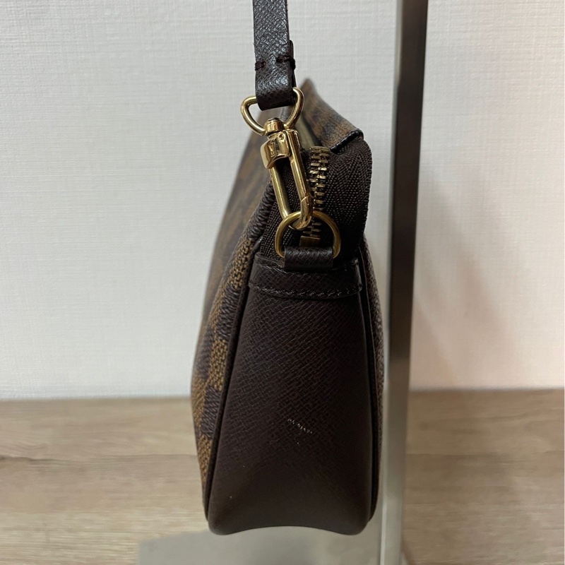 LV 棋盤格小胖丁-5