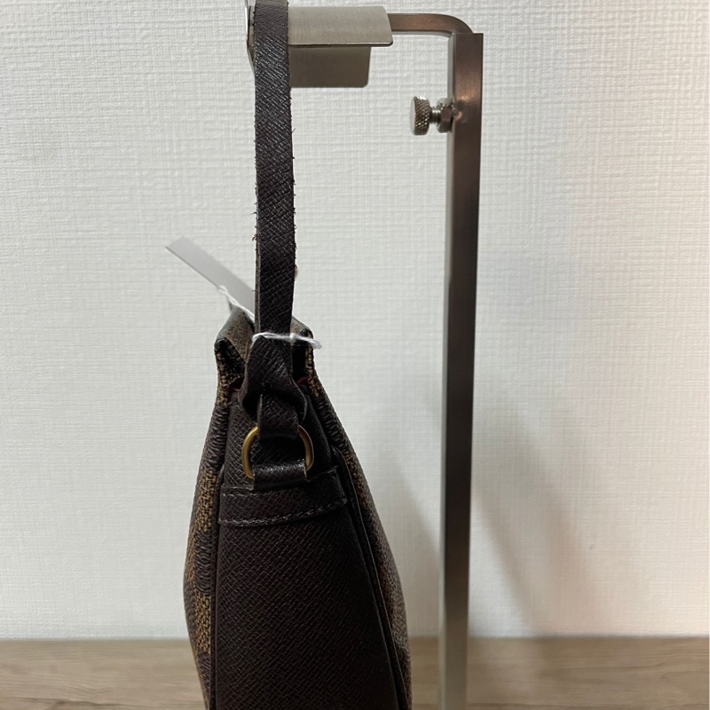 LV 棋盤格小胖丁-10