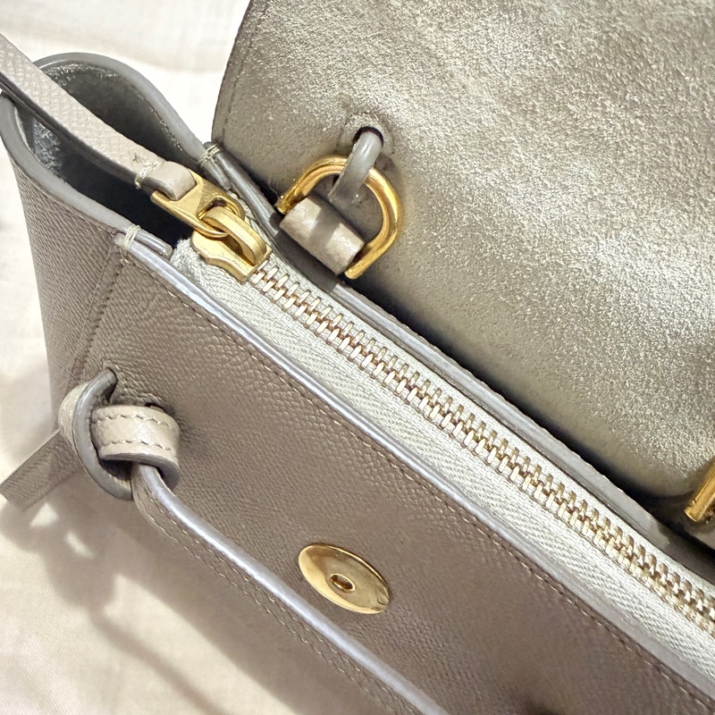 Celine Pico Belt 鯰魚包 奶茶色-9