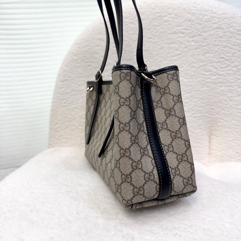 Gucci古馳GG原花PVC牛皮拼接Emblem中號托特包肩背斜背包815214-10