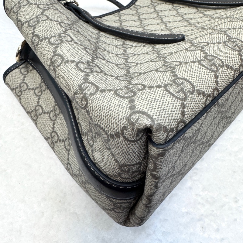 Gucci古馳GG原花PVC牛皮拼接Emblem中號托特包肩背斜背包815214-14