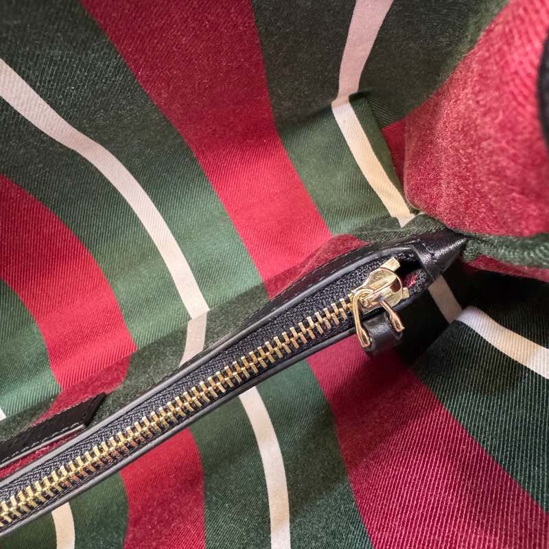 Gucci古馳GG原花PVC牛皮拼接Emblem中號托特包肩背斜背包815214-19