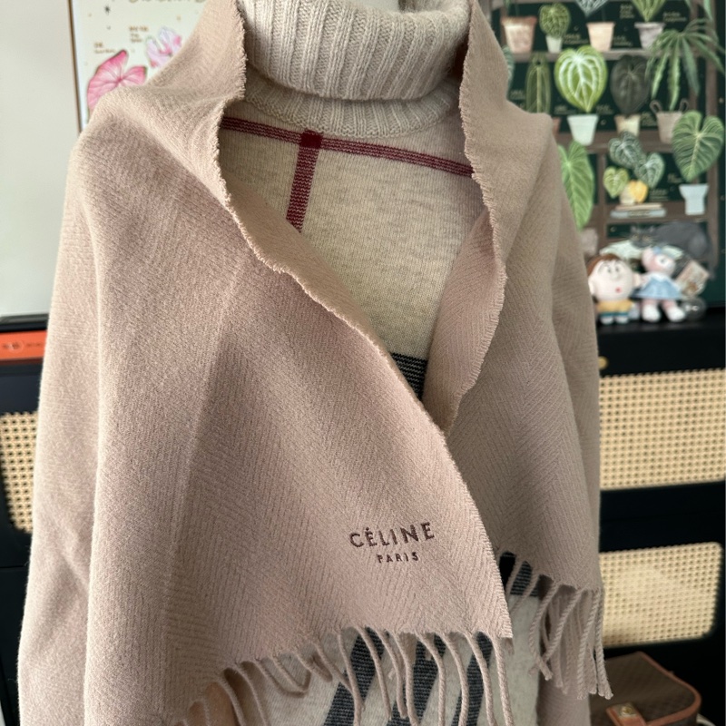 Celine 羊毛淺棕披肩-3