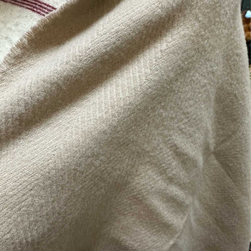 Celine 羊毛淺棕披肩-20