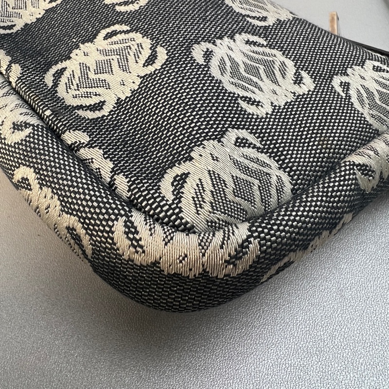 Loewe 老花牛仔布面麻將包-11