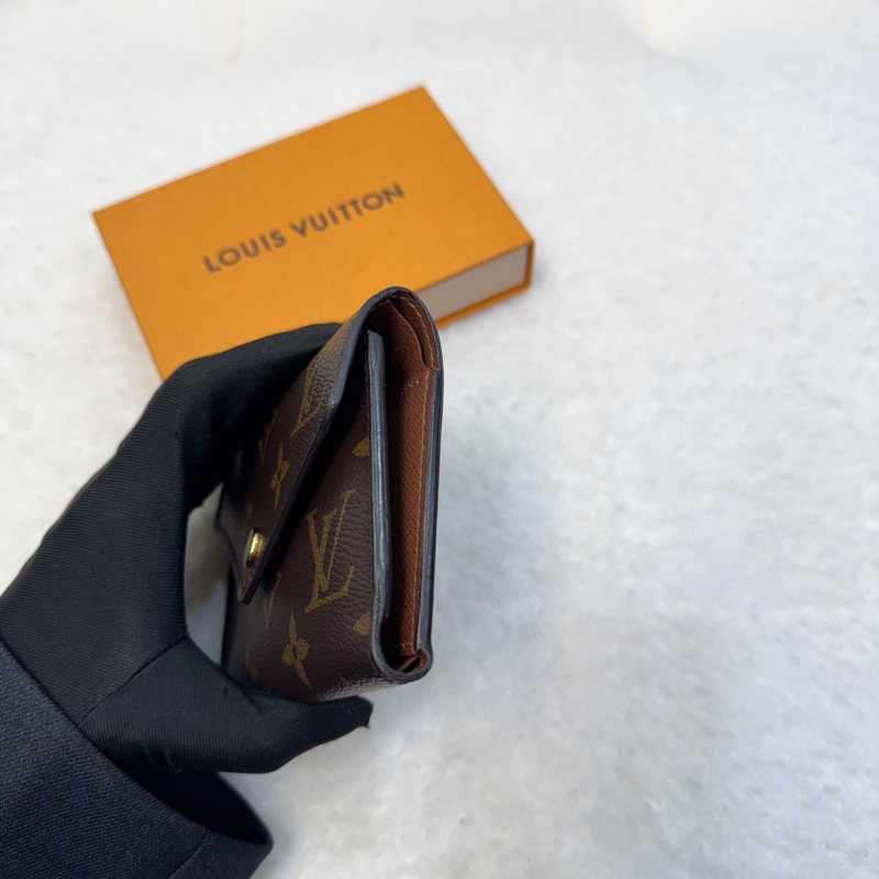 LouisVuitton路易威登LV原花Monogram咖啡色Victorine三折短夾錢包M62472-2