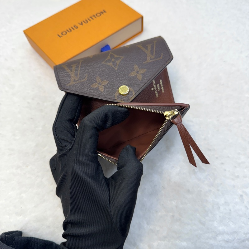 LouisVuitton路易威登LV原花Monogram咖啡色Victorine三折短夾錢包M62472-8