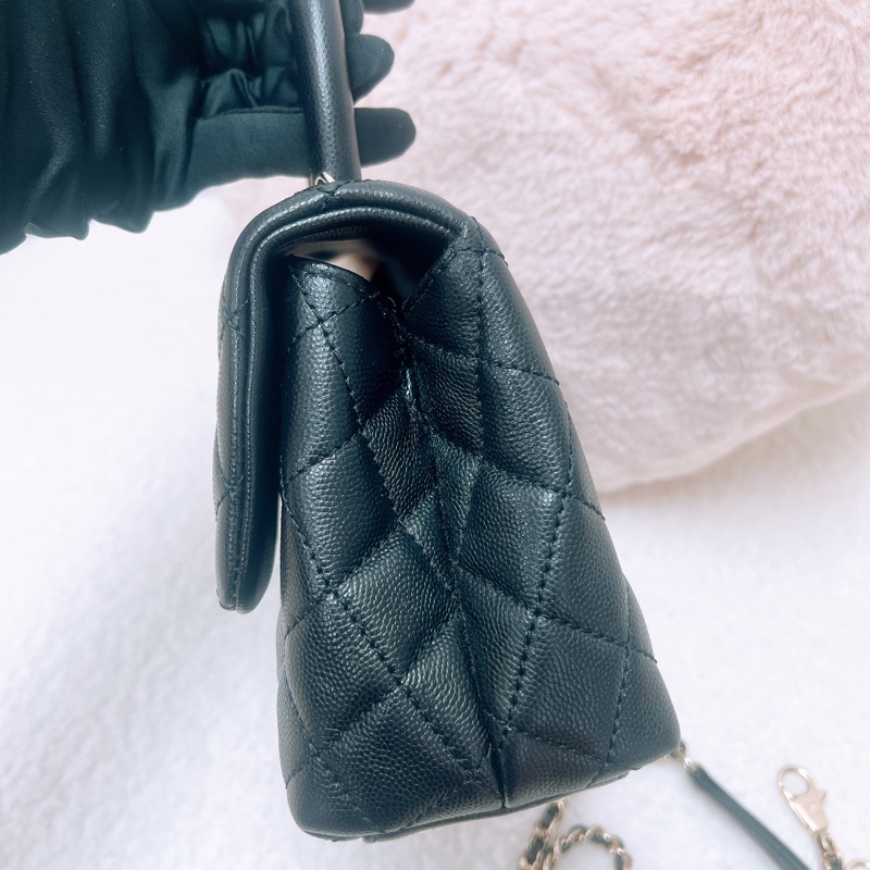 Chanel coco handle 黑金牛皮小號手柄包-6