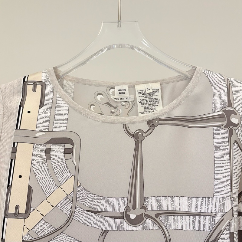 ⭐️99新/Hermes/愛馬仕/印花真絲連衣裙/34碼/118720 肩寬:38 胸圍:94 衣長:72-2