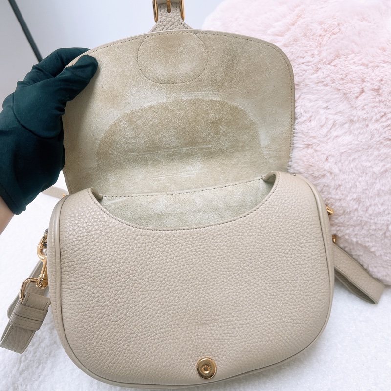 Dior bobby 卡其米中號-11