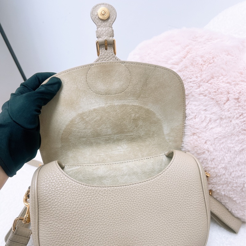 Dior bobby 卡其米中號-14