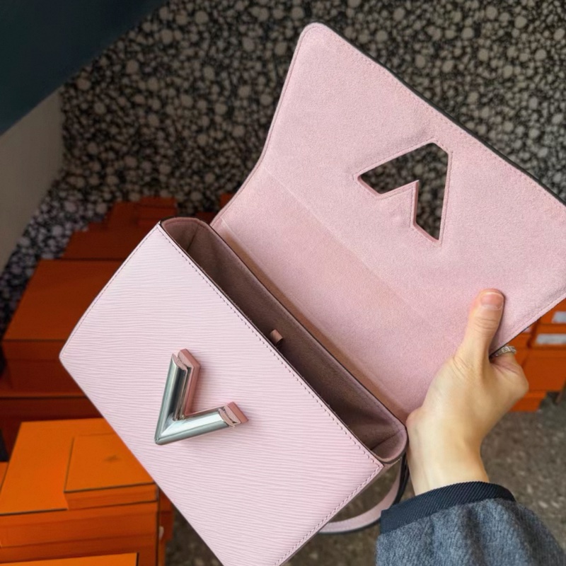 Lv 鏡款雙肩帶編織櫻花粉twist中號-3