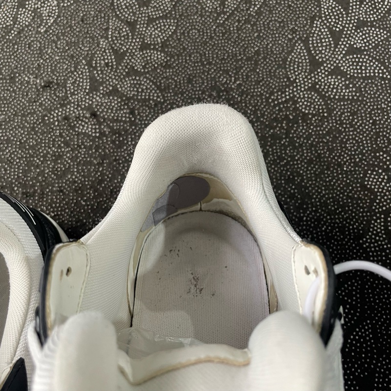 lv 男鞋 trainer黑白熊猫40.5-19